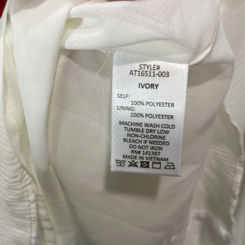 Astr label white
